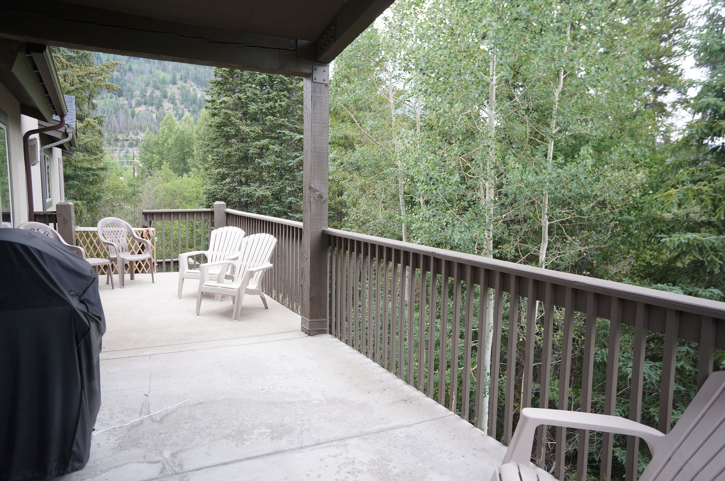 Cross Creek Condominiums Summit Mountain Rentals